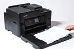 L'imprimante MFC-J5335DW de Brother a une grande capacité papier