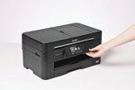 Profitez de la navigation tactile intuitive de l'imprimante multifonction MFC-J5620DW de Brother