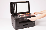 Profitez de la navigation tactile intuitive de l'imprimante multifonction MFC-J5720DW de Brother