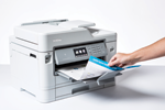Imprimante multifonction jet d'encre MFC-J5930DW de Brother